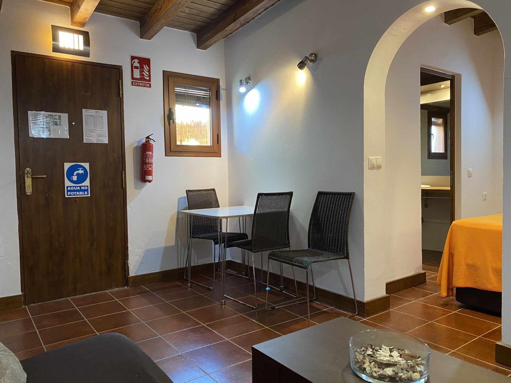 Estudio Con Jardincito Privado Barbacoa Y Piscina Cadiz Luaran gambar